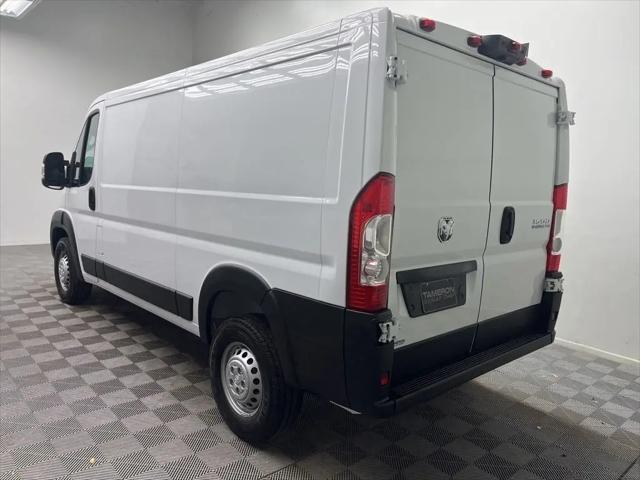 2026 Ram ProMaster Cargo Van Tradesman Low Roof 136" WB w/Pass Seat