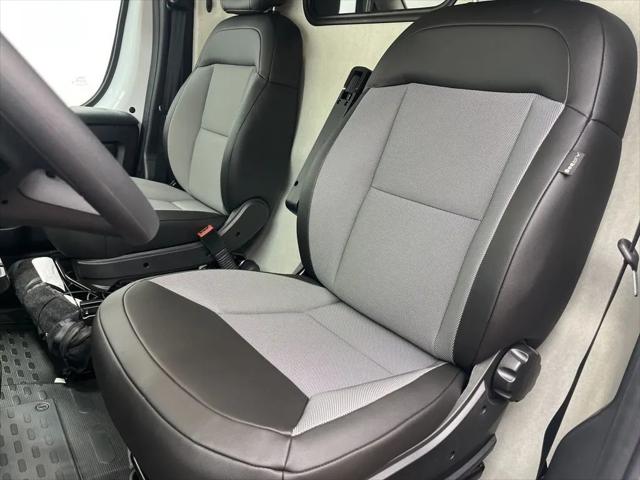 2026 Ram ProMaster Cargo Van Tradesman Low Roof 136" WB w/Pass Seat
