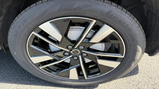 2026 Volvo XC60 B5 Core