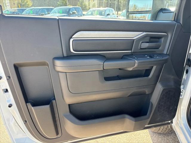 2026 Ram 3500 Tradesman/Big Horn
