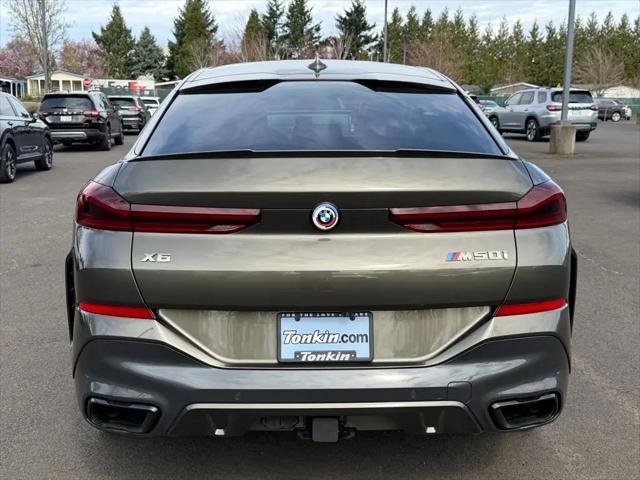 2022 BMW X6 M50i