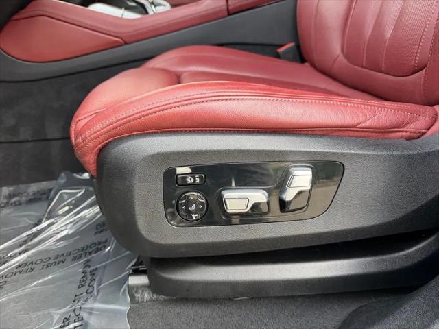 2022 BMW X6 M50i