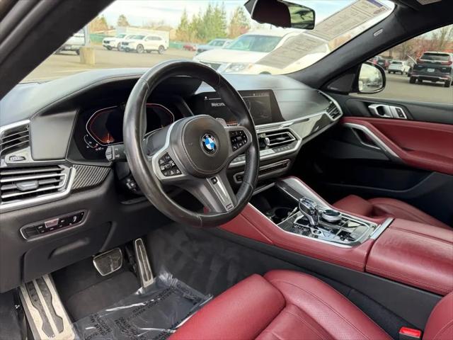 2022 BMW X6 M50i