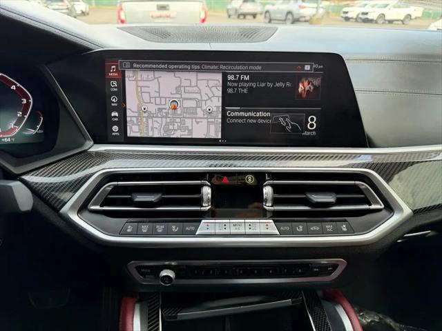 2022 BMW X6 M50i