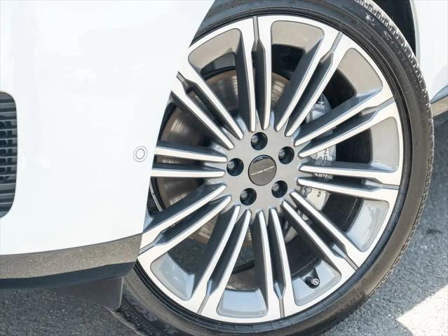 2026 Land Rover Range Rover P400 SE
