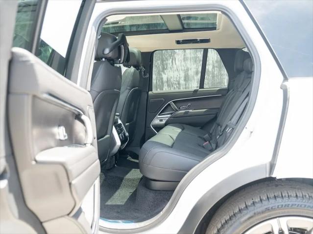 2026 Land Rover Range Rover P400 SE