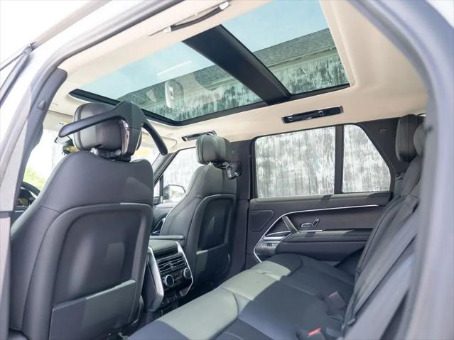 2026 Land Rover Range Rover P400 SE