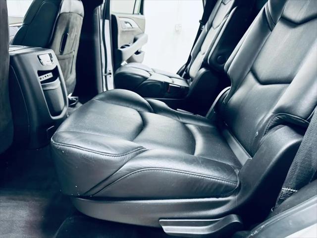 2019 Cadillac Escalade Platinum