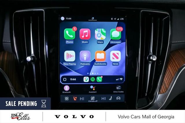 2025 Volvo S60 T8 Ultra