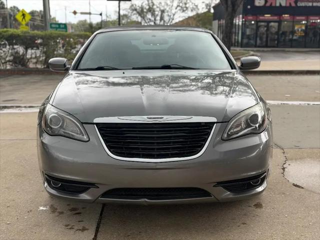 2013 Chrysler 200 S