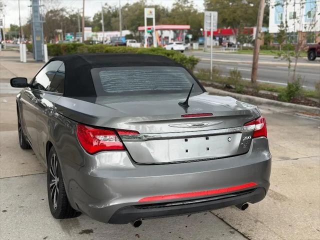 2013 Chrysler 200 S