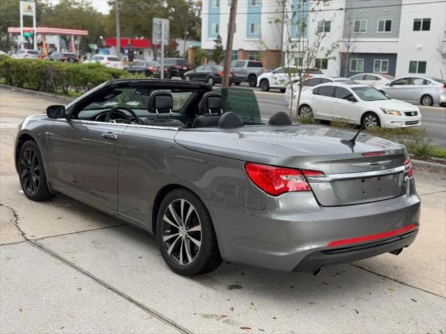 2013 Chrysler 200 S