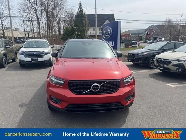 2020 Volvo XC40 T5 R-Design