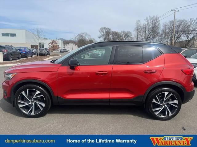 2020 Volvo XC40 T5 R-Design