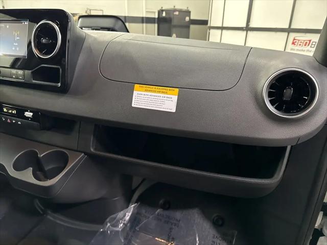 2025 Mercedes-Benz Sprinter Cargo Van High Roof 4-Cyl Diesel HO
