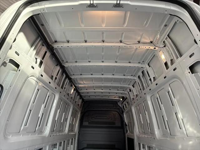 2025 Mercedes-Benz Sprinter Cargo Van High Roof 4-Cyl Diesel HO