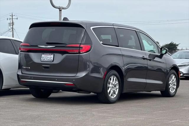 2023 Chrysler Pacifica Touring L