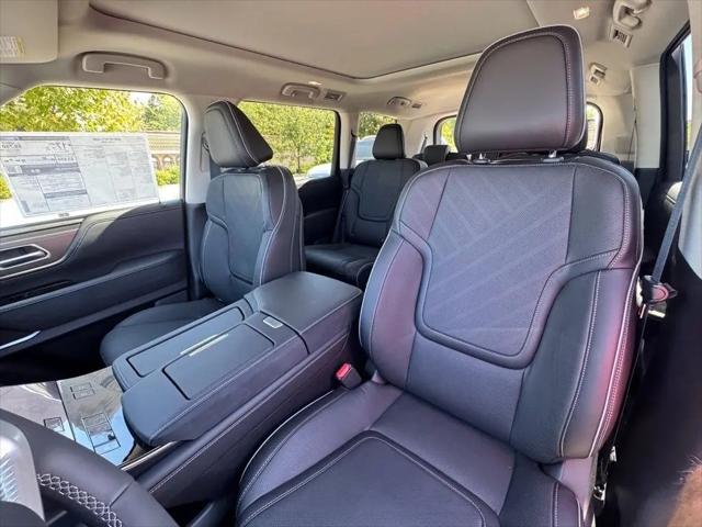 2026 INFINITI QX80 LUXE AWD