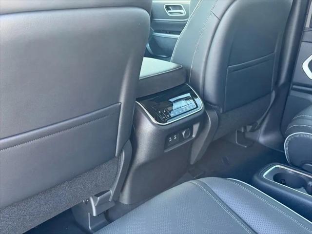 2026 INFINITI QX80 LUXE AWD