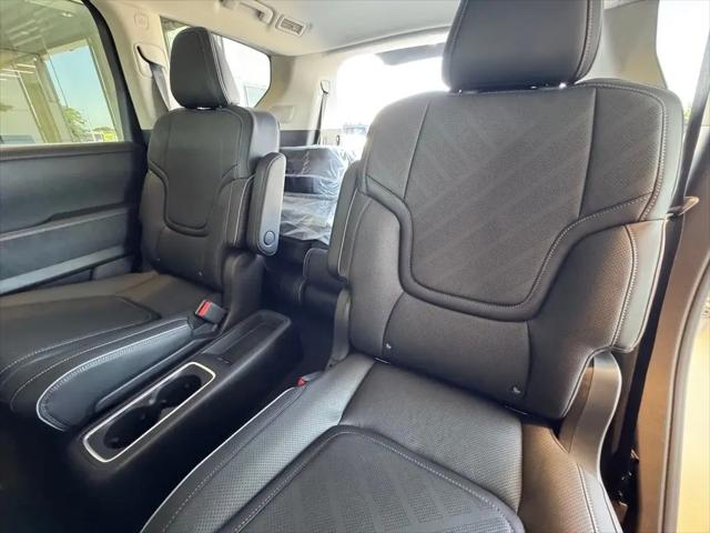 2026 INFINITI QX80 LUXE AWD