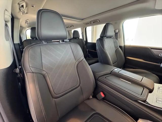 2026 INFINITI QX80 LUXE AWD