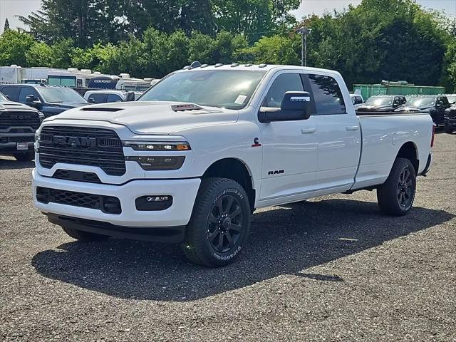 2026 Ram 3500 Laramie Crew Cab 4x4 8' Box