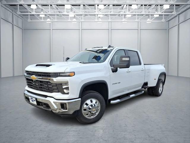 2026 Chevrolet Silverado 3500HD Crew Cab, Long Bed, LT Dual Rear Wheel, RWD