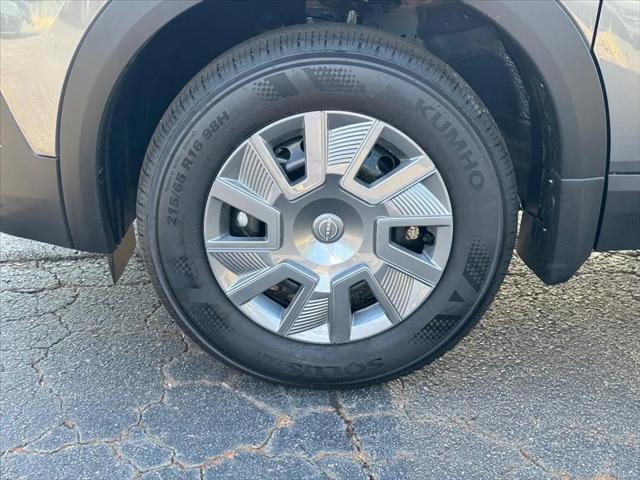 2026 Nissan Kicks S