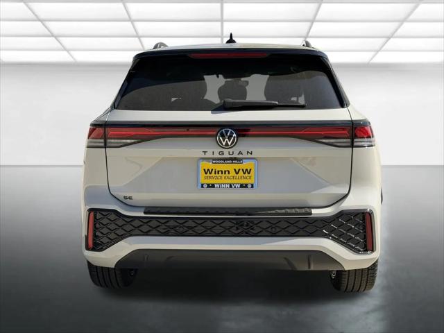 2026 Volkswagen Tiguan SE R-Line Black