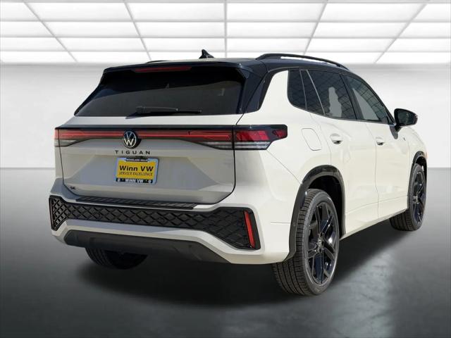 2026 Volkswagen Tiguan SE R-Line Black