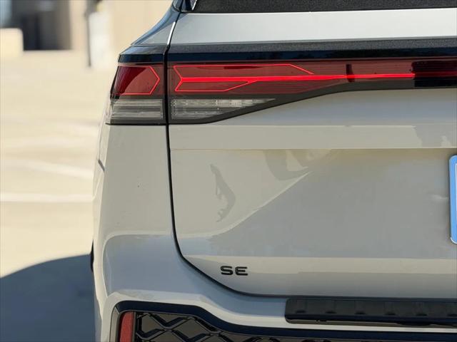 2026 Volkswagen Tiguan SE R-Line Black