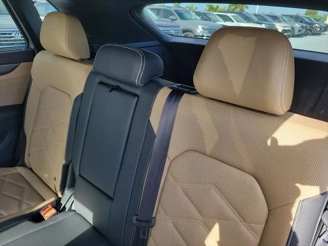 2026 Volkswagen Atlas Cross Sport SE with Technology