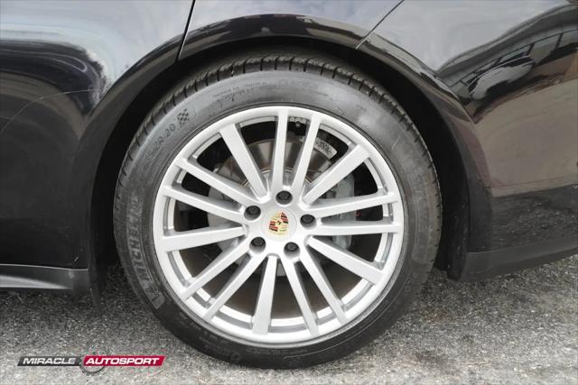 2017 Porsche Panamera 4S