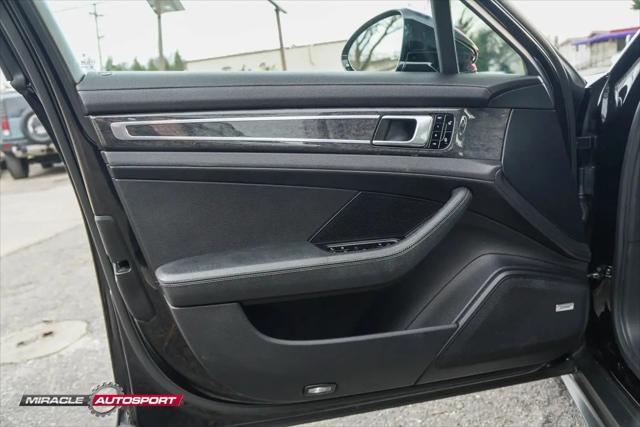 2017 Porsche Panamera 4S