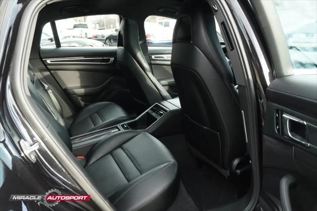 2017 Porsche Panamera 4S
