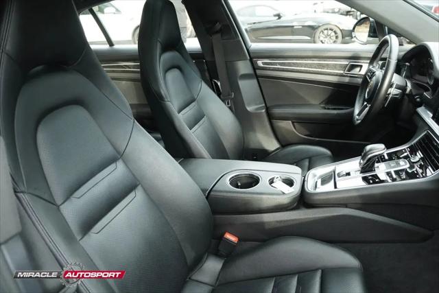 2017 Porsche Panamera 4S