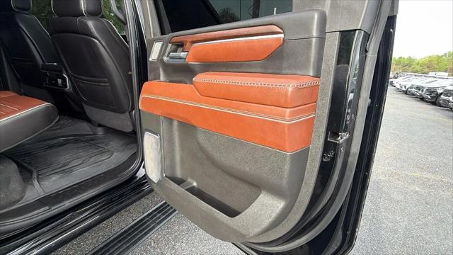 2024 GMC Sierra 3500HD 4WD Crew Cab Long Bed Denali Ultimate