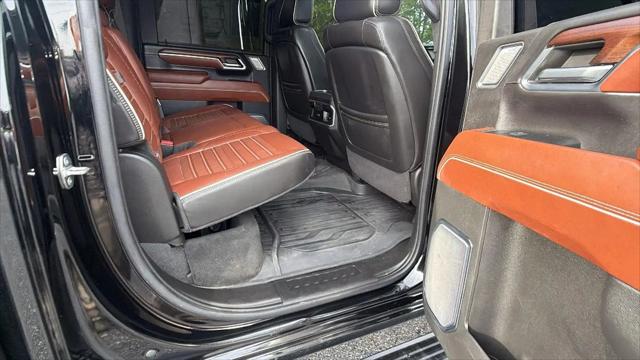 2024 GMC Sierra 3500HD 4WD Crew Cab Long Bed Denali Ultimate