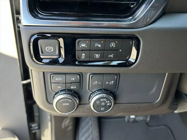 2026 GMC Yukon XL 4WD Elevation