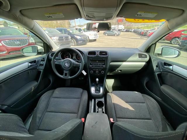 2013 Volkswagen Golf 2.5L 4-Door