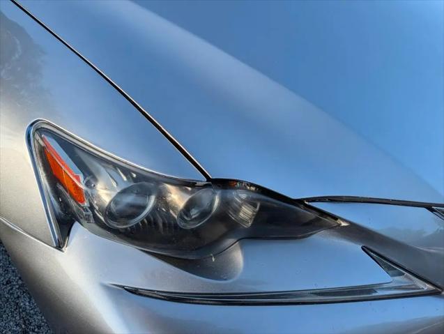 2016 Lexus IS 200t IS 200t