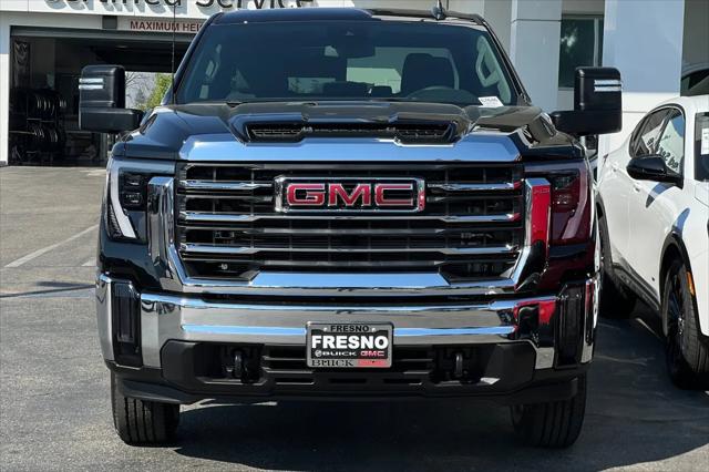 2026 GMC Sierra 2500HD Crew Cab, Standard Bed, SLE, 4WD