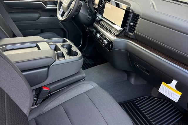 2026 GMC Sierra 2500HD Crew Cab, Standard Bed, SLE, 4WD