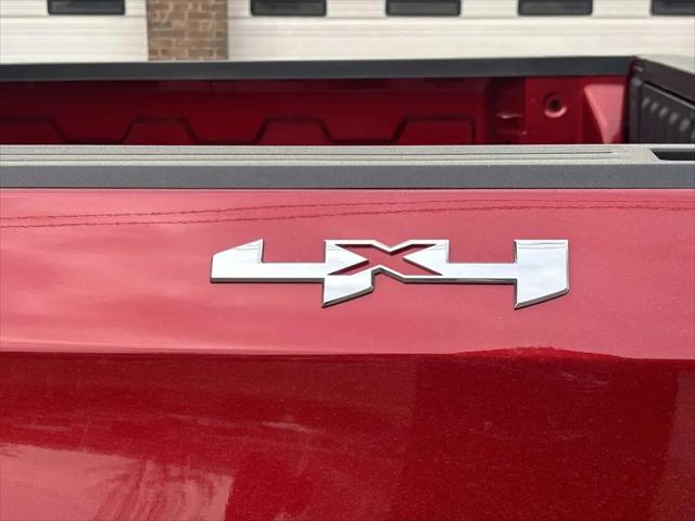 2026 GMC Sierra 1500 Crew Cab, Short Bed, SLT, 4WD
