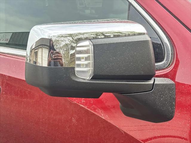 2026 GMC Sierra 1500 Crew Cab, Short Bed, SLT, 4WD
