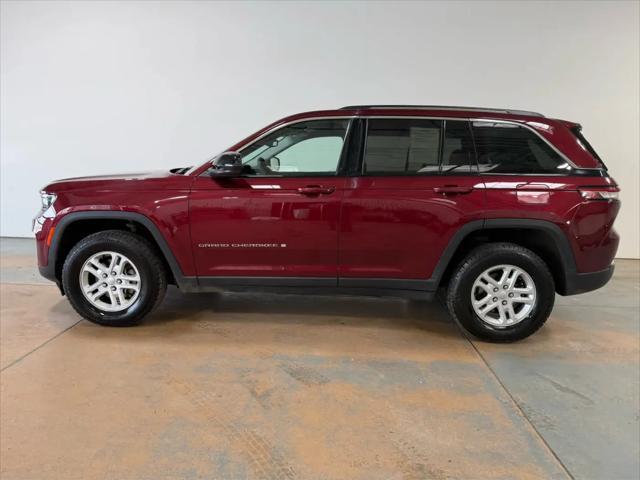 2024 Jeep Grand Cherokee Laredo 4x4