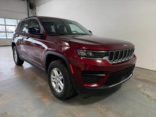 2024 Jeep Grand Cherokee Laredo 4x4