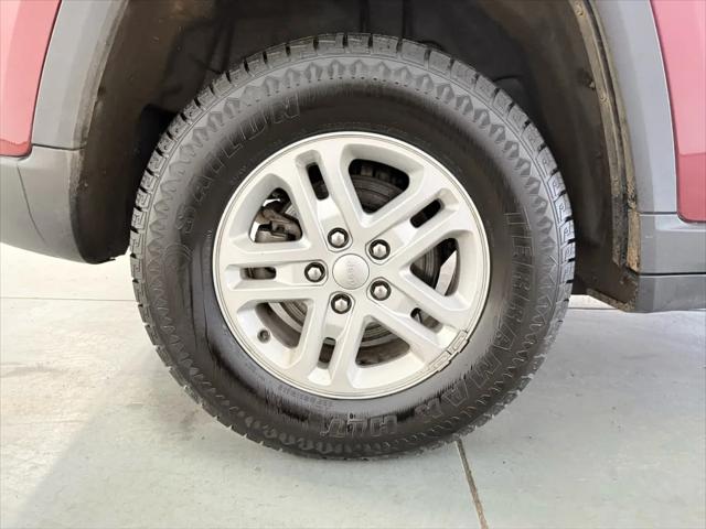 2024 Jeep Grand Cherokee Laredo 4x4