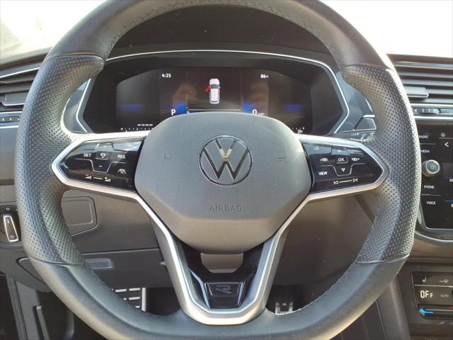 2024 Volkswagen Tiguan 2.0T SE R-Line Black