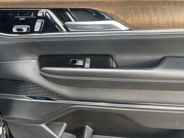 2024 Jeep Grand Wagoneer L 4x4